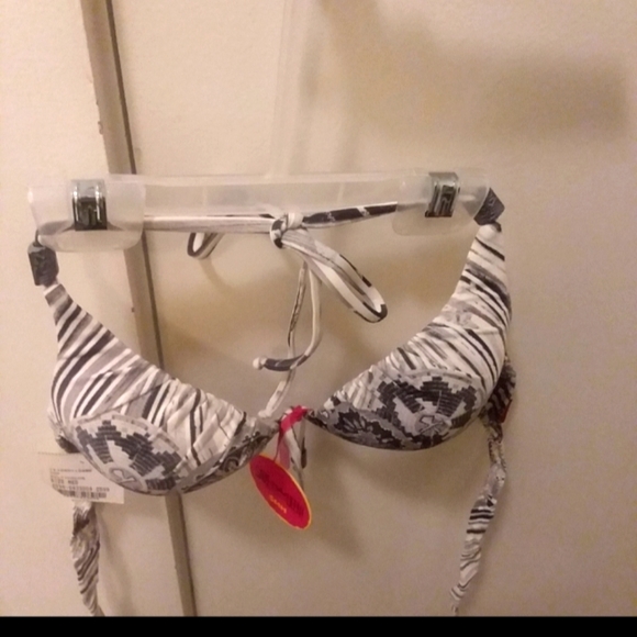 Save the Queen swim top - Picture 1 of 1